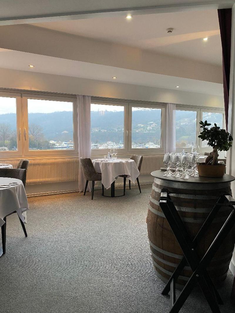 Hotel Le Bellevue Les Roches-de-Condrieu Εξωτερικό φωτογραφία